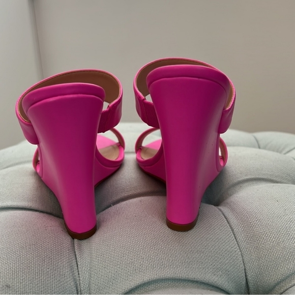 EUC schutz wedge sandal - Picture 3 of 3